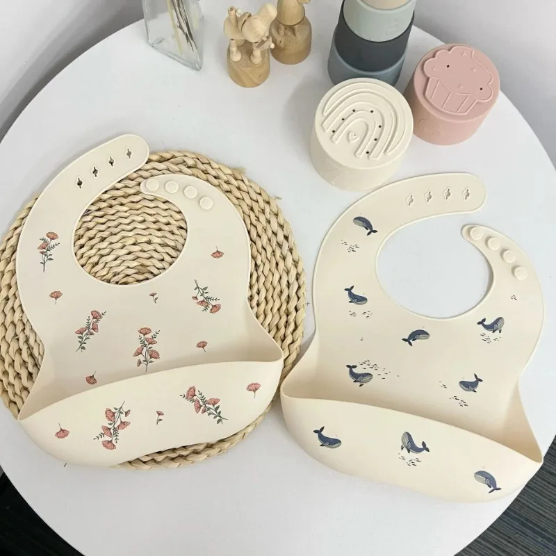 ¡Traje lindo babero de aliment - Silicone Baby Bibs reseña y precio